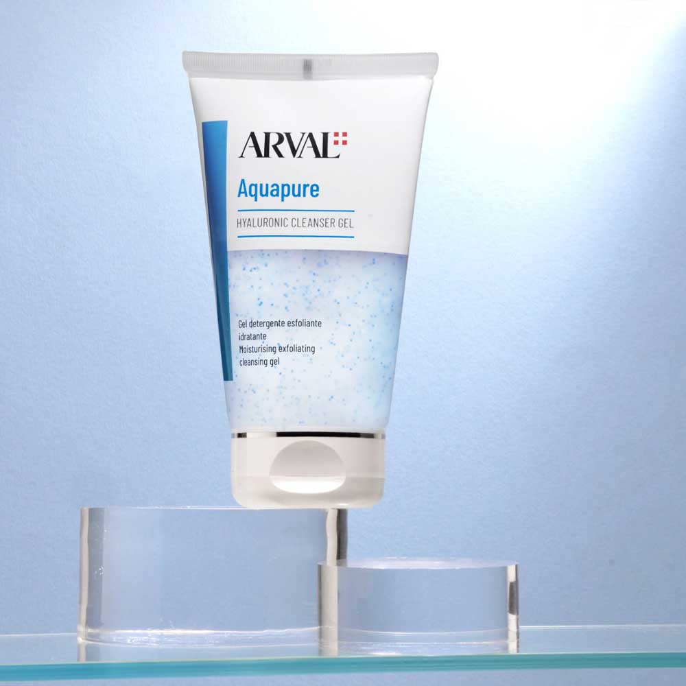 Aquapure Hyaluronic Cleanser Gel - Image 2