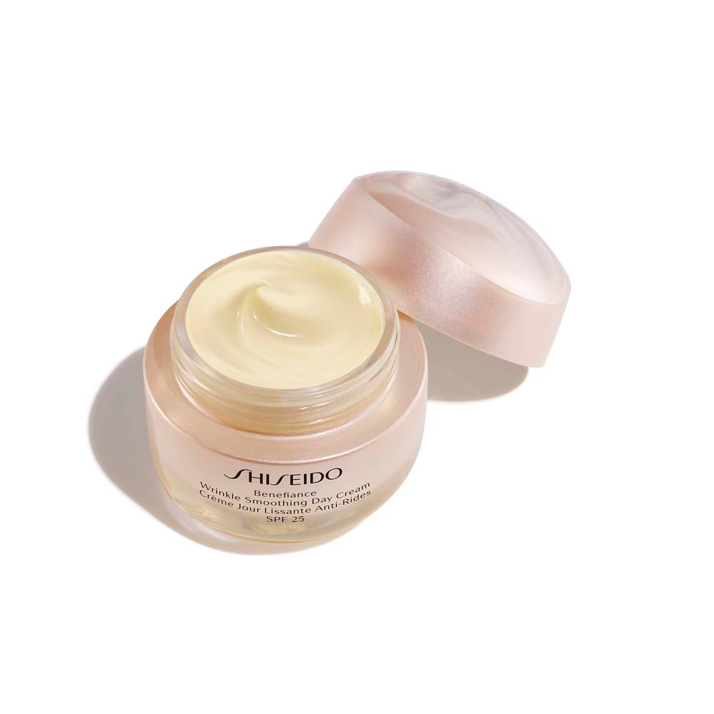 Benefiance Wrinkle Smoothing Day Cream SPF 25 - Image 2