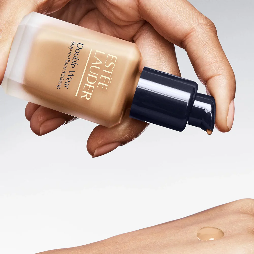 Double Wear Stay in Place Longwear Matte Foundation SPF 10 - Image 38