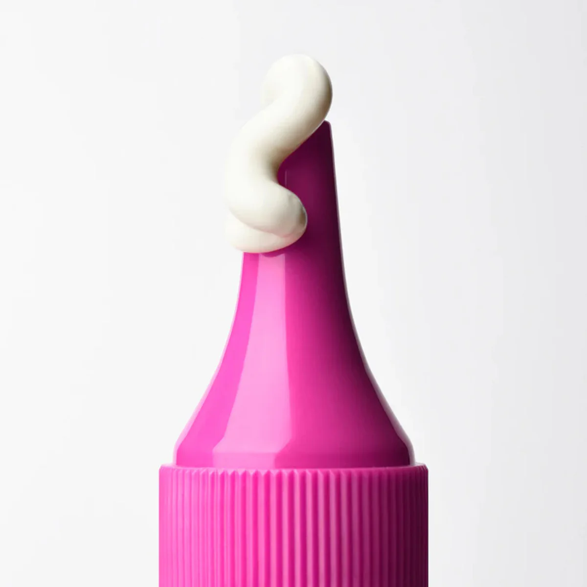 Invisible Daily Protection Crema Viso SPF50 con Attivi Opacizzanti - Image 2