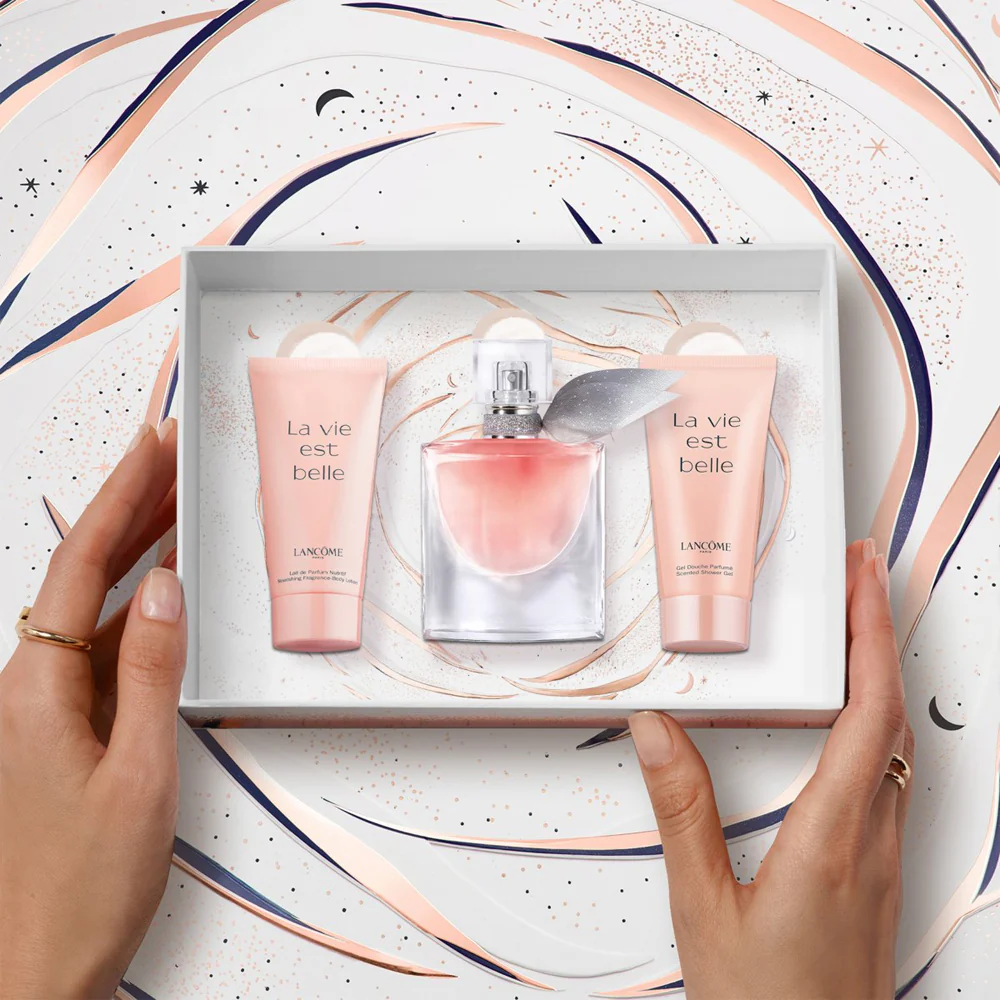 La Vie Est Belle Cofanetto regalo con Gel doccia e Latte corpo - Image 3