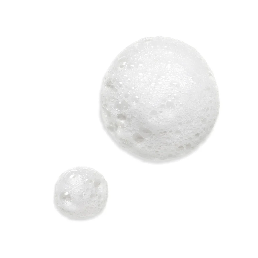 Estée Lauder Nutritious 2 in 1 Foam Cleanser - Image 2