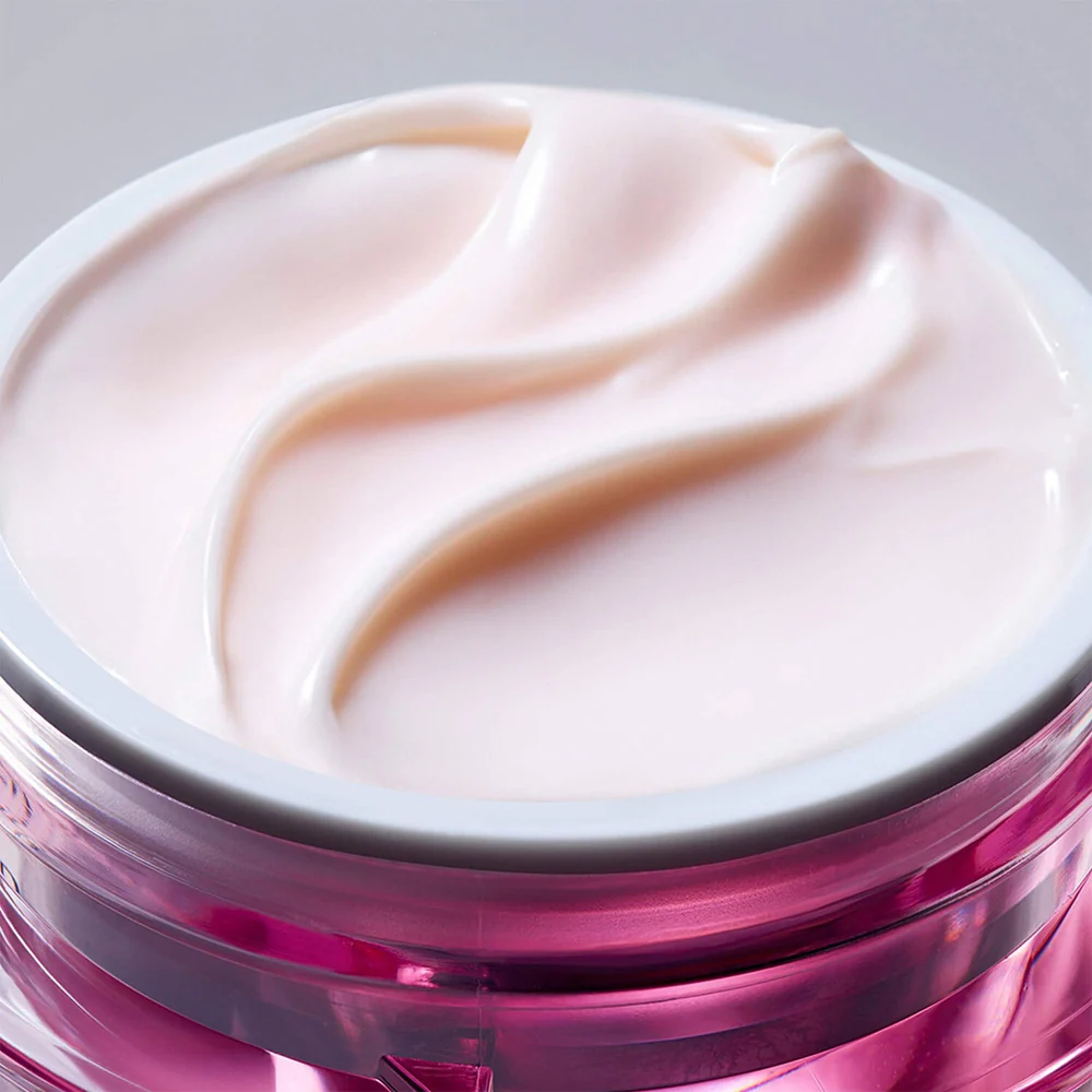 Estée Lauder Resilience Multi-Effect SPF15 - Image 3