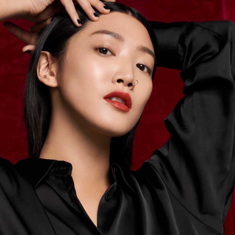 Yves Saint Laurent The Slim Velvet Radical - Image 17
