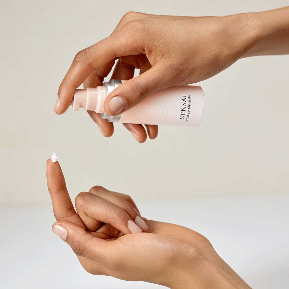 Total Lip Treatment Stick - Image 2