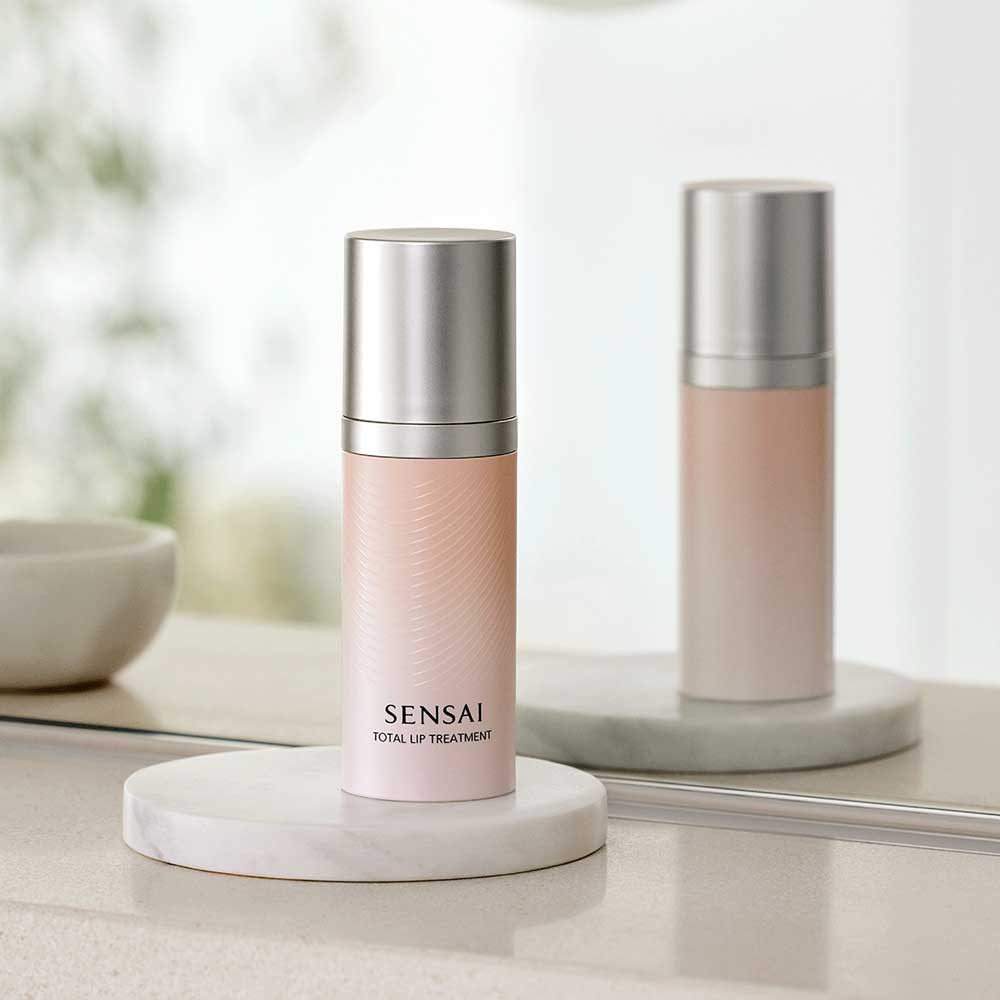 Total Lip Treatment Stick - Image 3