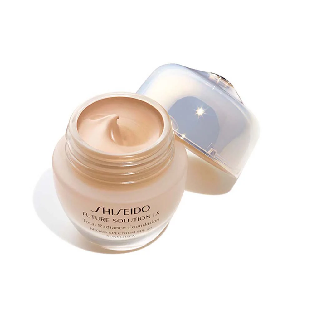 Total Radiance Foundation - Image 3