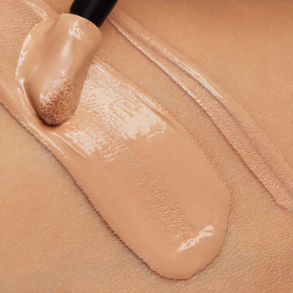 Yves Saint Laurent All hours concealer - Image 26
