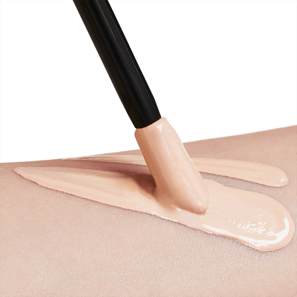Yves Saint Laurent All hours concealer - Image 40