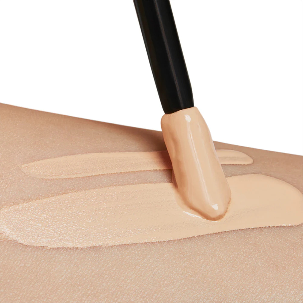 Yves Saint Laurent All hours concealer - Image 5